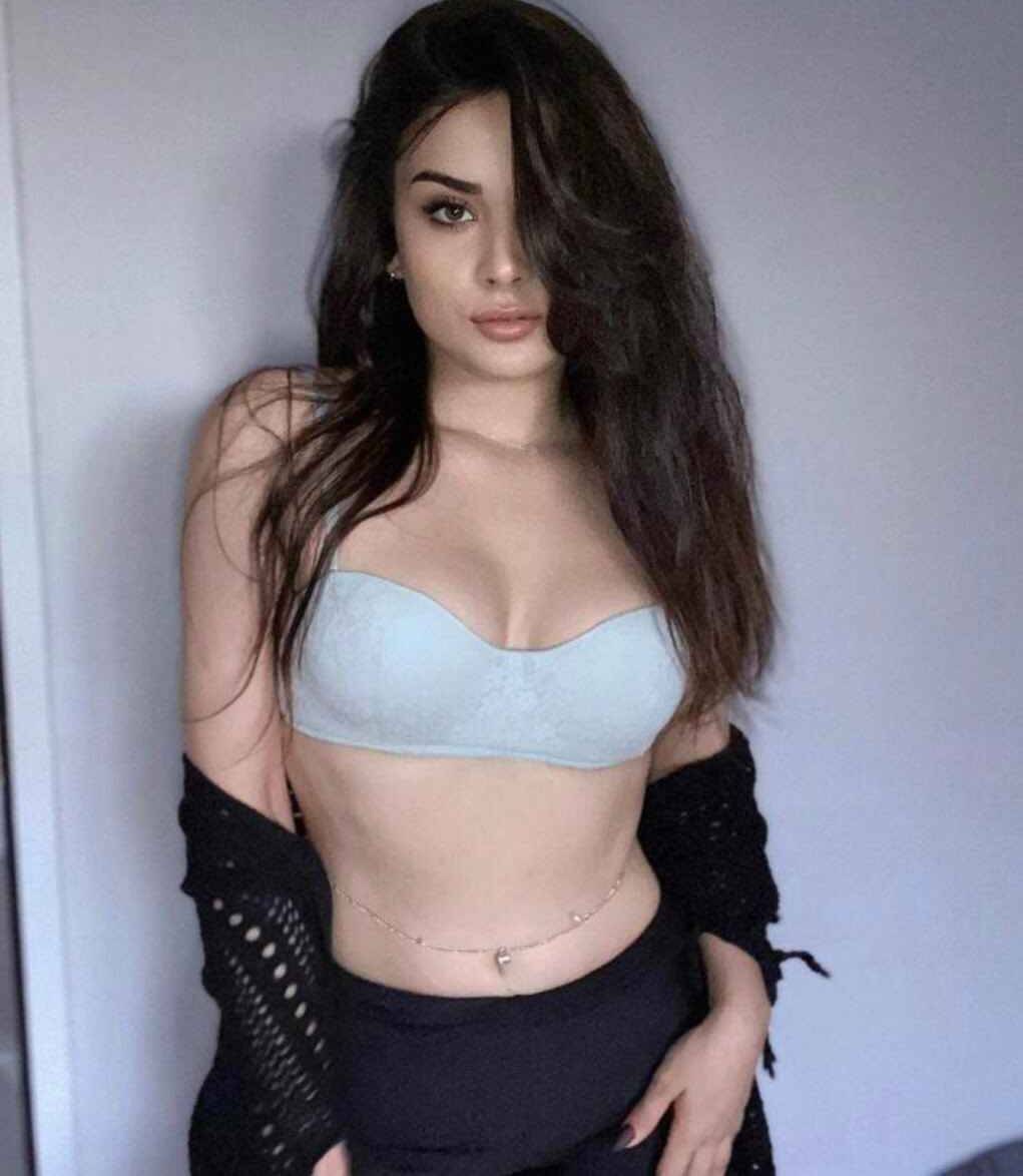 Kayaşehir Escort Bayan Handanla Şehveti Bir Arada Yaşayın